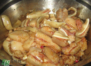 豬耳朵怎么腌制？腌豬耳朵的做法大全