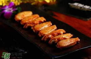 微波爐烤雞翅要幾分鐘？用微波爐烤雞翅的方法步驟