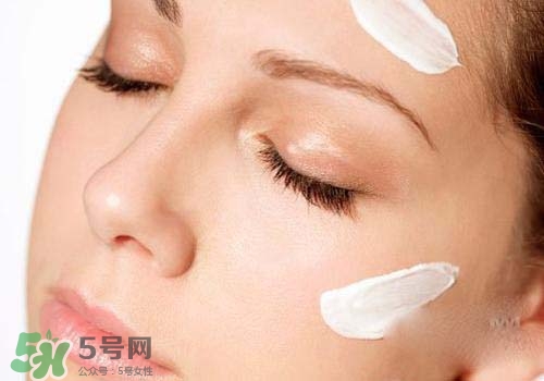 妝前乳是乳液?jiǎn)?？妝前乳和乳液的區(qū)別