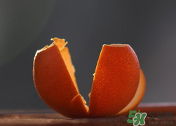 橙子里面為什么有蟲(chóng)子？橙子里面有蛆蟲(chóng)的原因