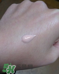 dior迪奧夢(mèng)幻美肌修顏乳怎么用？迪奧修顏乳怎么用