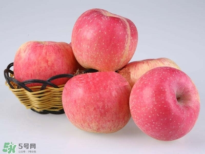 孕婦冬天能吃蘋(píng)果嗎？孕婦冬天吃蘋(píng)果好嗎？