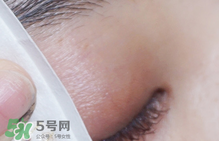 眼唇卸妝液怎么用？眼唇卸妝液使用方法