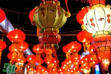 元宵節(jié)為什么要掛燈籠？元宵節(jié)掛燈籠的由來