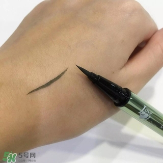 眼線雨衣是什么？眼線雨衣好用嗎