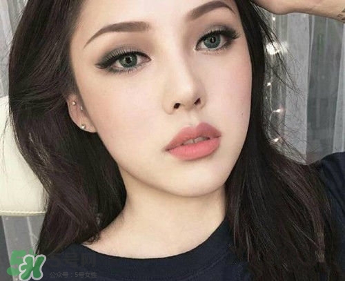 干玫瑰色是什么顏色？干玫瑰色口紅試色