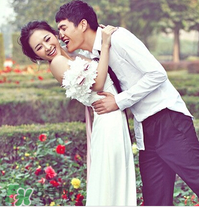 拍婚紗照可以戴眼鏡嗎？拍婚紗照戴眼鏡好不好？