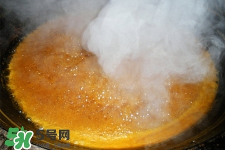 煮糖用什么鍋?zhàn)詈茫堪咎怯檬插伜线m？