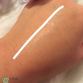 laura mercier妝前乳多少錢？laura mercier羅拉妝前乳專柜價
