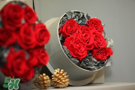 roseonly鮮花多少錢？roseonly永生花多少錢？