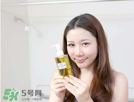 什么樣的卸妝油好用？怎樣選擇卸妝油？