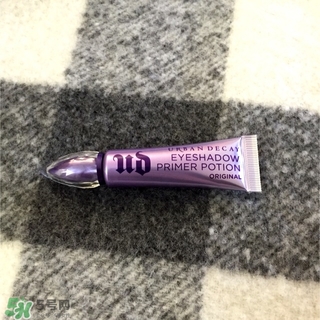 urban decay眼部打底膏怎么用？urban decay眼部打底膏用法+