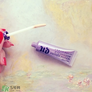 urban decay眼部打底膏哪個顏色好？urban decay眼部打底膏試色