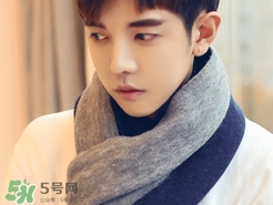 送男生圍巾代表什么意思?女生送男生圍巾的含義 送男生圍巾代表什么意思?女生送男生圍巾的含義