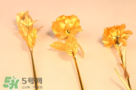 情人節(jié)可以送金玫瑰嗎？情人節(jié)送金玫瑰好嗎？