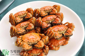 春天吃螃蟹應(yīng)該選公的好還是母的好？春天螃蟹是公的好還是母的？