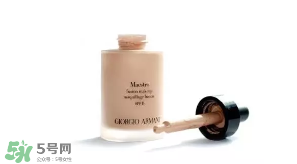 tom ford和阿瑪尼哪個好？tom ford和阿瑪尼口紅唇釉哪個好？