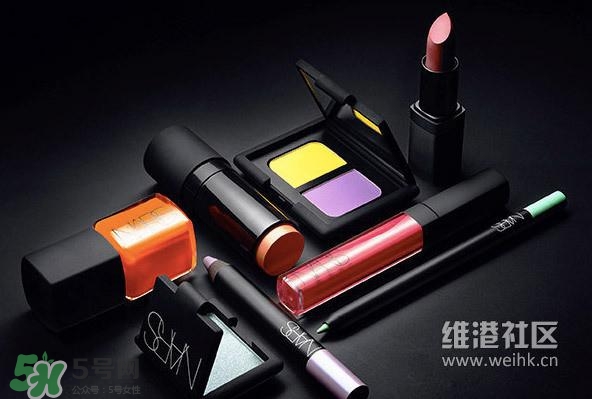 tom ford和nars哪個(gè)好？tom ford和nars唇膏口紅對(duì)比