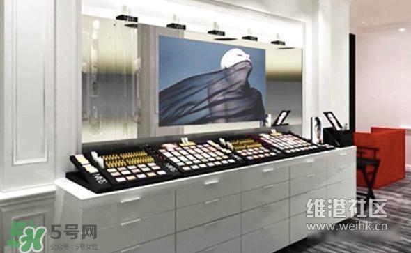 tom ford和nars哪個(gè)好？tom ford和nars唇膏口紅對(duì)比