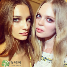tom ford和charlotte tilbury哪個(gè)好？tf口紅和ct口紅哪個(gè)好？