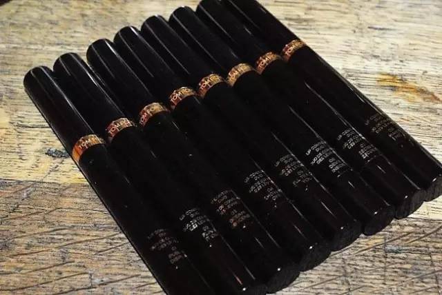 tom ford和迪奧哪個(gè)好？tom ford口紅和dior口紅哪個(gè)好？