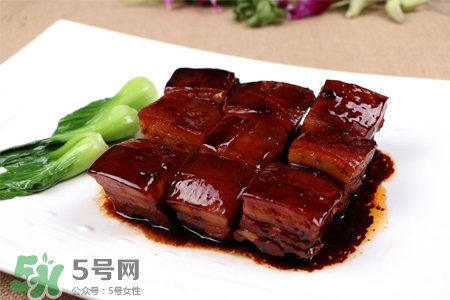 紅燒肉可以用紅糖嗎？紅燒肉用紅糖還是白糖？