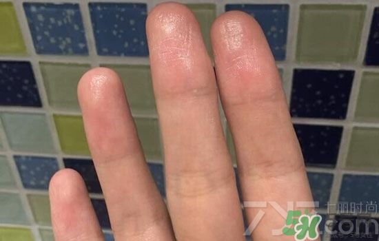 安耐曬金瓶怎么樣？安耐曬金瓶好用嗎？