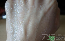 安耐曬金瓶怎么樣？安耐曬金瓶好用嗎？