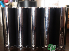 紀(jì)梵希小羊皮是啞光嗎？紀(jì)梵希小羊皮干不干？