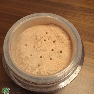 bareminerals什么值得買？bareminerals貝茗明星產(chǎn)品