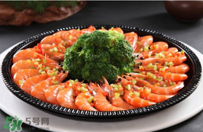 基圍蝦為什么會(huì)變黑？為什么基圍蝦是黑色的？