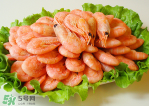 蝦冰凍發(fā)黑能吃嗎？蝦冰太久變黑了還能吃嗎？