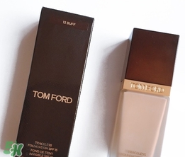 tom ford粉底液方和圓哪個好？tom ford粉底液方管圓管區(qū)別