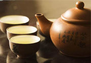 紫砂壺如何鑒別好壞？怎樣辨別紫砂壺的好壞？