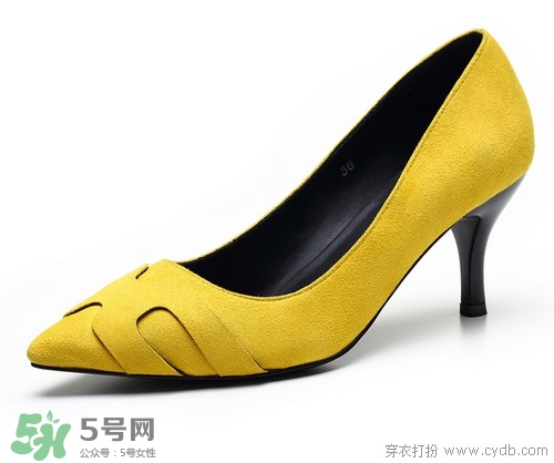 4月份穿什么鞋子？四月份鞋子搭配