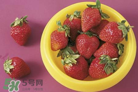 怎樣去除草莓的農(nóng)藥？怎樣洗草莓的殘留農(nóng)藥？