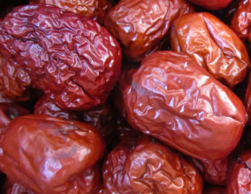 干紅棗發(fā)黑能吃嗎？紅棗過期變黑能吃嗎？