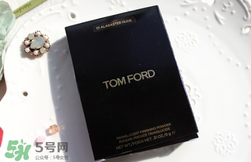 tom ford蜜粉餅怎么用？tom ford蜜粉餅使用方法