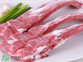 排骨有點異味怎么去除？排骨有點異味還能吃嗎？