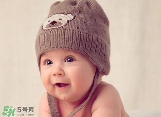 4月份出生的寶寶穿什么衣服？四月份寶寶穿衣搭配