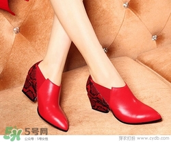 4月份穿什么鞋子？四月份鞋子搭配