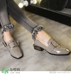 4月份穿什么鞋子？四月份鞋子搭配