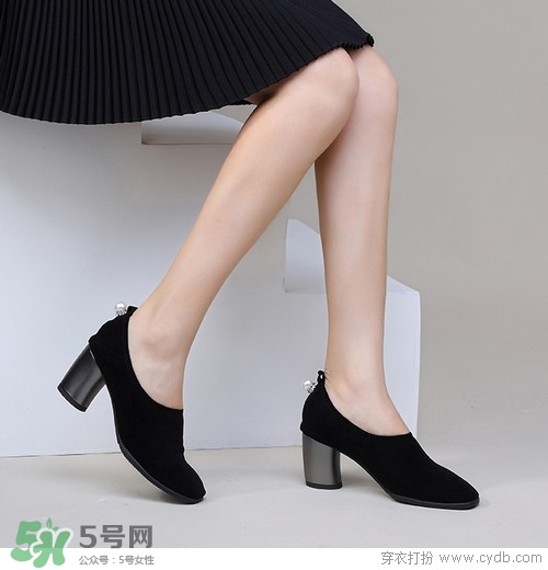 4月份穿什么鞋子？四月份鞋子搭配