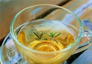 喝茶好還是白開水好？喝茶和喝白開水哪個(gè)好？