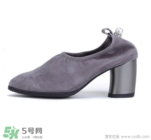 4月份穿什么鞋子？四月份鞋子搭配