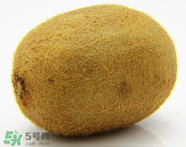 獼猴桃中間白色的能吃嗎？獼猴桃中間的白心可以吃嗎？