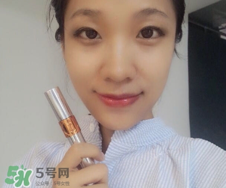 ysl唇油怎么用？ysl唇油使用方法