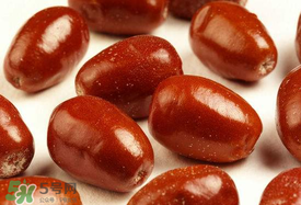 紅棗發(fā)白可以吃嗎？紅棗表面發(fā)白是發(fā)霉嗎？
