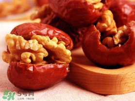 紅棗夾核桃叫什么名字？紅棗里面包著核桃叫啥？