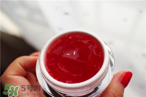 紅酒面膜可以天天敷嗎？紅酒面膜敷完臉用洗嗎？
